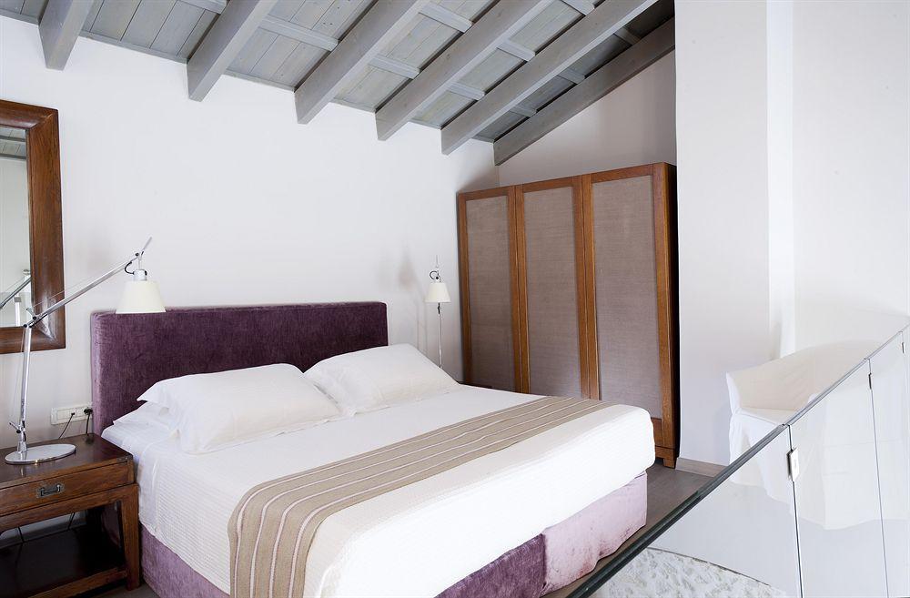 Palazzo Rimondi Boutique Ξενοδοχείο Άγιος Αντώνιος Δωμάτιο φωτογραφία